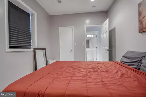 Bedroom - 11811 Old Fort Rd, Fort Washington, MD 20744 photo 5 of 10