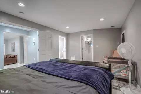 Bedroom - 11811 Old Fort Rd, Fort Washington, MD 20744 photo 2 of 10