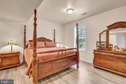 Bedroom - 4307 Mountain Laurel Way, Brandywine, MD 20613 photo 6 of 8