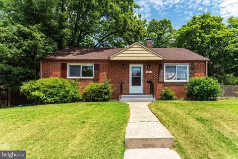 9011 Highland Dr, Adelphi, MD 20783