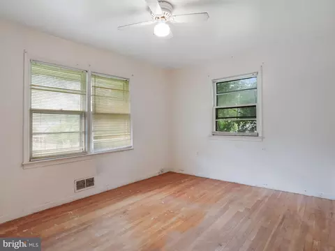 5605 Jeffrey Ave, Lanham, MD 20706 photo 8