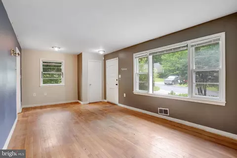 5605 Jeffrey Ave, Lanham, MD 20706 photo 6