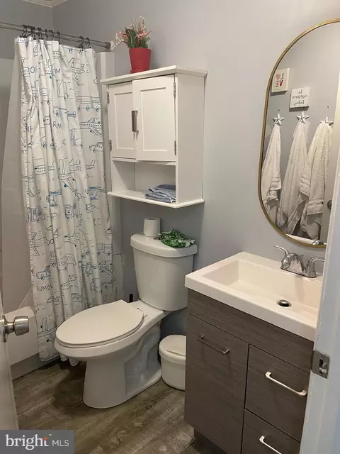 Bath - 9109 4th St, Lanham, MD 20706 photo 2 of 3