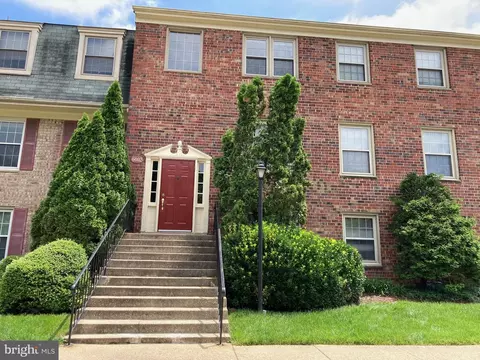 6002 Westchester Park Dr #6002 102, College Park, MD 20740