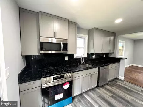 9217 3rd St, Lanham, MD 20706 photo 4