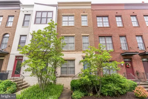 5721 44th Ave, Hyattsville, MD 20781
