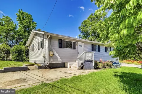 1011 Iago Ave, Capitol Heights, MD 20743