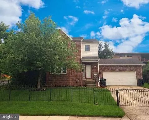 7019 E Ridge Dr, Hyattsville, MD 20785