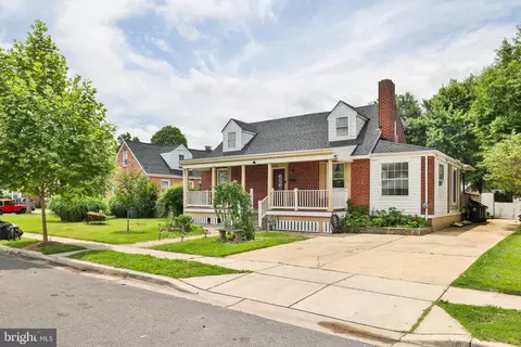 7110 24th Ave, Hyattsville, MD 20783