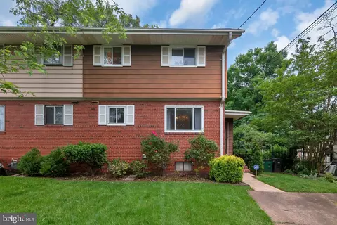 734 Booker Dr, Capitol Heights, MD 20743