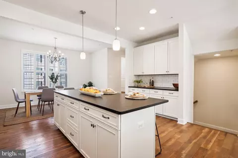 9155 Fox Stream Way, Marlboro, MD 20772 photo 10