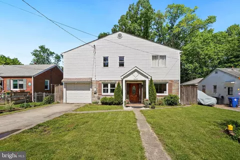 8502 Cunningham Dr, Berwyn Heights, MD 20740