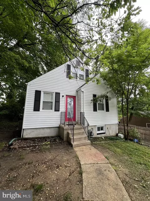 1618 Pacific Ave, Capitol Heights, MD 20743