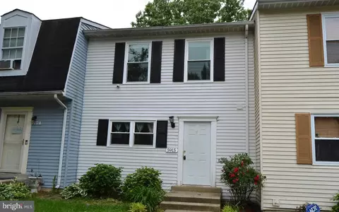 5915 Applegarth Pl, Capitol Heights, MD 20743