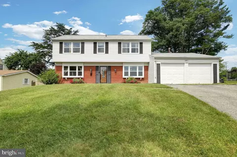 Exterior - 4727 Ramsgate Ln, Bowie, MD 20715 photo 2 of 7