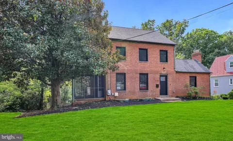4107 Clagett Rd, Hyattsville, MD 20782
