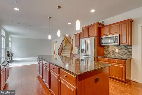 Kitchen - 6401 Oglethorpe Mill Dr, Brandywine, MD 20613 photo 5 of 6