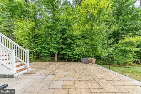 Exterior - 6401 Oglethorpe Mill Dr, Brandywine, MD 20613 photo 5 of 8