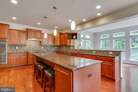 Kitchen - 6401 Oglethorpe Mill Dr, Brandywine, MD 20613 photo 2 of 6