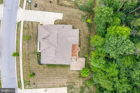 View/Area - 6401 Oglethorpe Mill Dr, Brandywine, MD 20613 photo 5 of 9