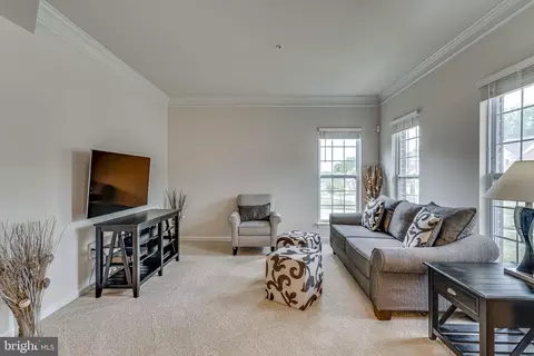 Living - 6401 Oglethorpe Mill Dr, Brandywine, MD 20613 photo 1 of 11