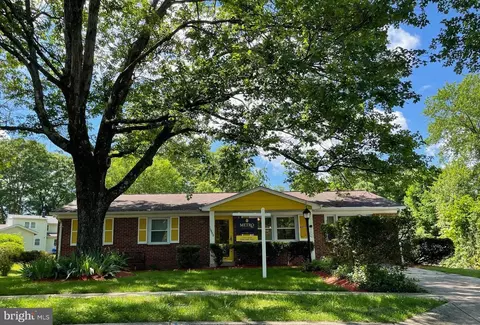 16400 Halloway Ct, Marlboro, MD 20772