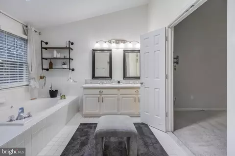 4808 Briercrest Ct, Bowie, MD 20720 photo 32