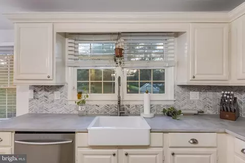 4808 Briercrest Ct, Bowie, MD 20720 photo 7