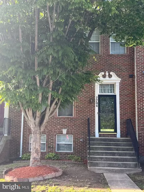 7704 Heartwood Ln, Marlboro, MD 20772