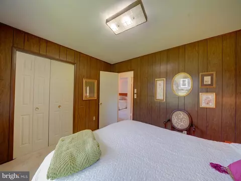 Bedroom - 15736 Pointer Ridge Dr, Bowie, MD 20716 photo 11 of 12