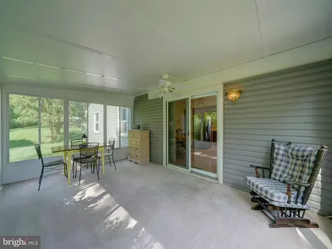 Exterior - 15736 Pointer Ridge Dr, Bowie, MD 20716 photo 7 of 15