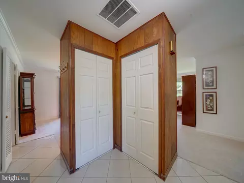 Entry Way - 15736 Pointer Ridge Dr, Bowie, MD 20716 photo 9 of 9