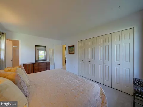Bedroom - 15736 Pointer Ridge Dr, Bowie, MD 20716 photo 3 of 12