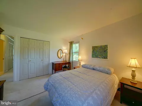 Bedroom - 15736 Pointer Ridge Dr, Bowie, MD 20716 photo 6 of 12