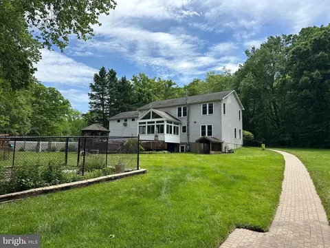 Exterior - 8901 Jupiter Rd, Laurel, MD 20708 photo 9 of 12