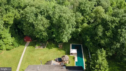 View/Area - 8901 Jupiter Rd, Laurel, MD 20708 photo 5 of 5