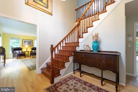 Entry Way - 8901 Jupiter Rd, Laurel, MD 20708 photo 2 of 7