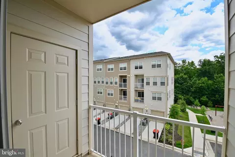 Exterior - 9710 Vang Dr, Lanham, MD 20706 photo 5 of 9