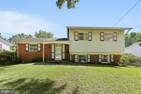 10513 Truxton Rd, Adelphi, MD 20783