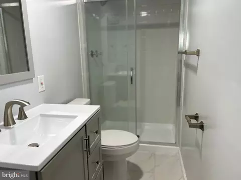 Bath - 7907 Cawker Ave, Glenarden, MD 20706 photo 2 of 2