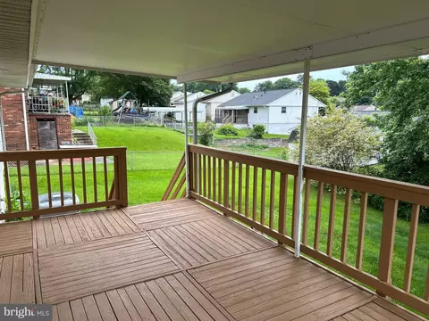 Exterior - 7907 Cawker Ave, Glenarden, MD 20706 photo 4 of 6