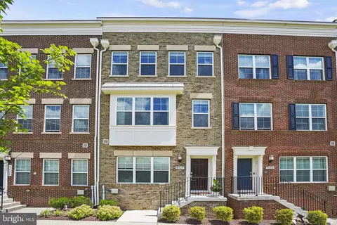 4737 Cherokee St, College Park, MD 20740