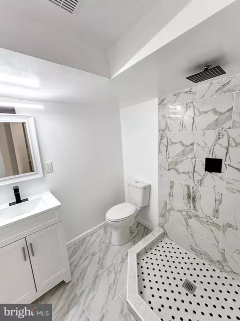 5306 Barker Pl, Lanham, MD 20706 photo 17