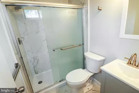 5306 Barker Pl, Lanham, MD 20706 photo 6