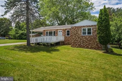 4807 Brandon Ln, Beltsville, MD 20705