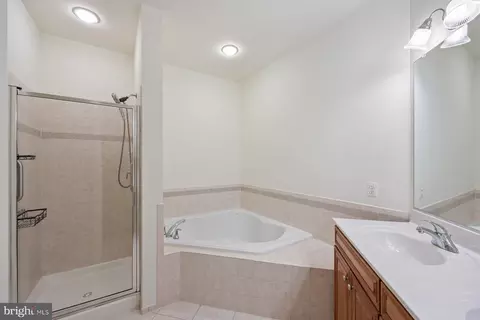 Bath - 13130 Brooktree Ln, Laurel, MD 20707 photo 1 of 2