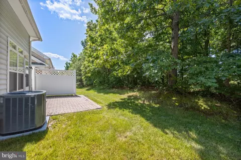 Exterior - 13130 Brooktree Ln, Laurel, MD 20707 photo 4 of 6