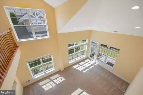 Living - 13130 Brooktree Ln, Laurel, MD 20707 photo 4 of 4