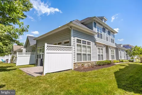 Exterior - 13130 Brooktree Ln, Laurel, MD 20707 photo 6 of 6