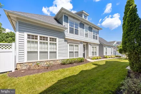 Exterior - 13130 Brooktree Ln, Laurel, MD 20707 photo 2 of 6
